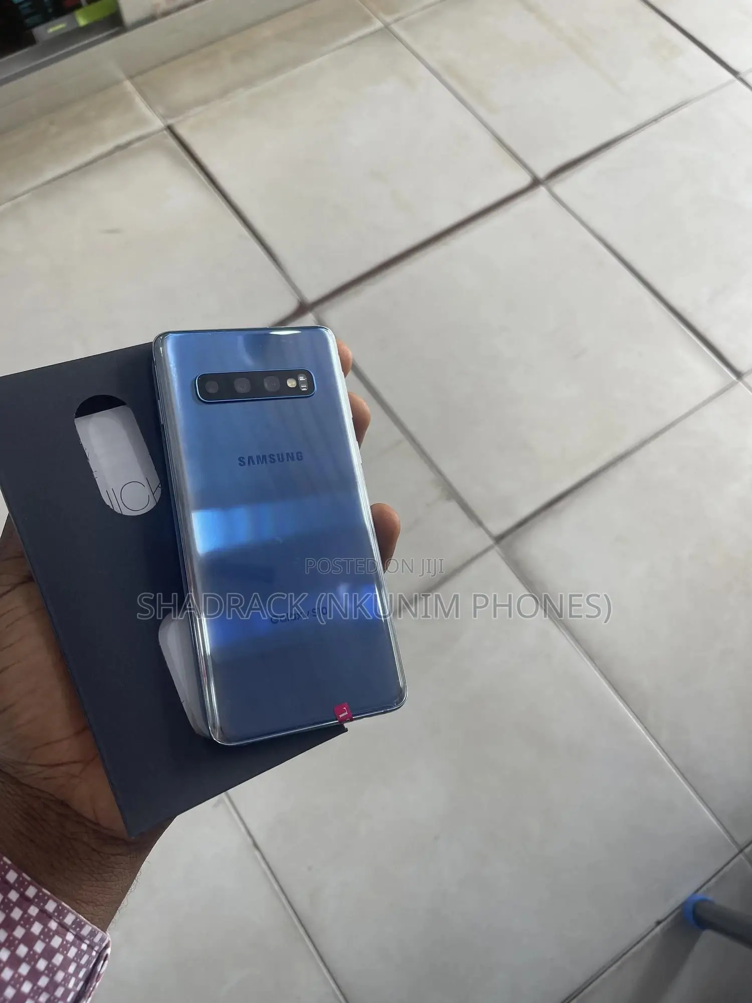 New Samsung Galaxy S10 128 GB Blue
