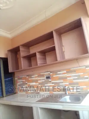 1bdrm Apartment in Aiding Estate, Sunyani Municipal for rent