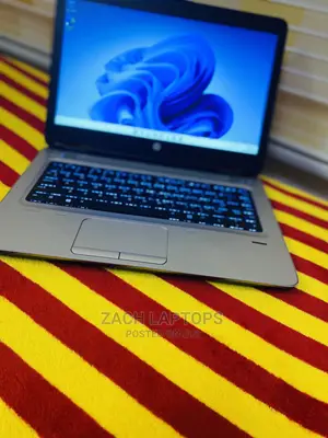 Laptop HP 8GB AMD A8 HDD 500GB