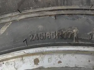 Ford F-150 Set of Tires 245/65 R 17