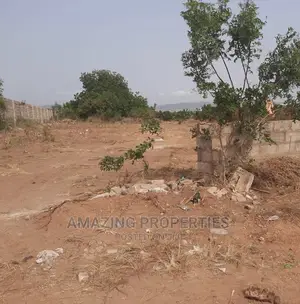 100 Acres of Land at Trasacco