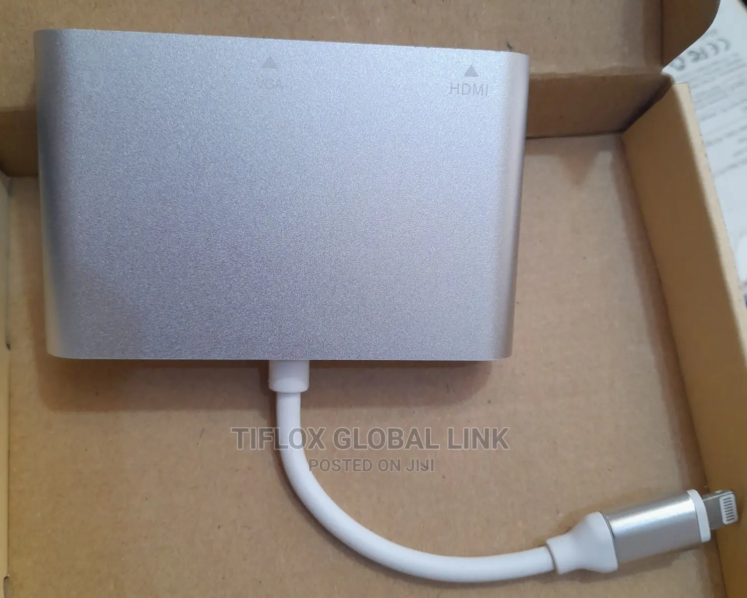 Lighting to HDMI/VGA/AV Adapter