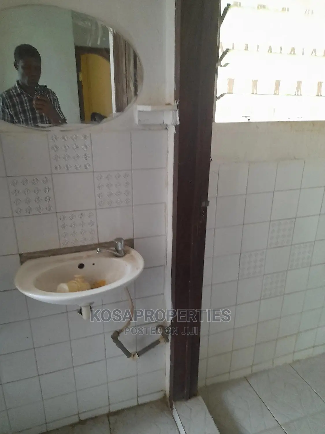 4bdrm House in Mataheko, Kaneshie for sale