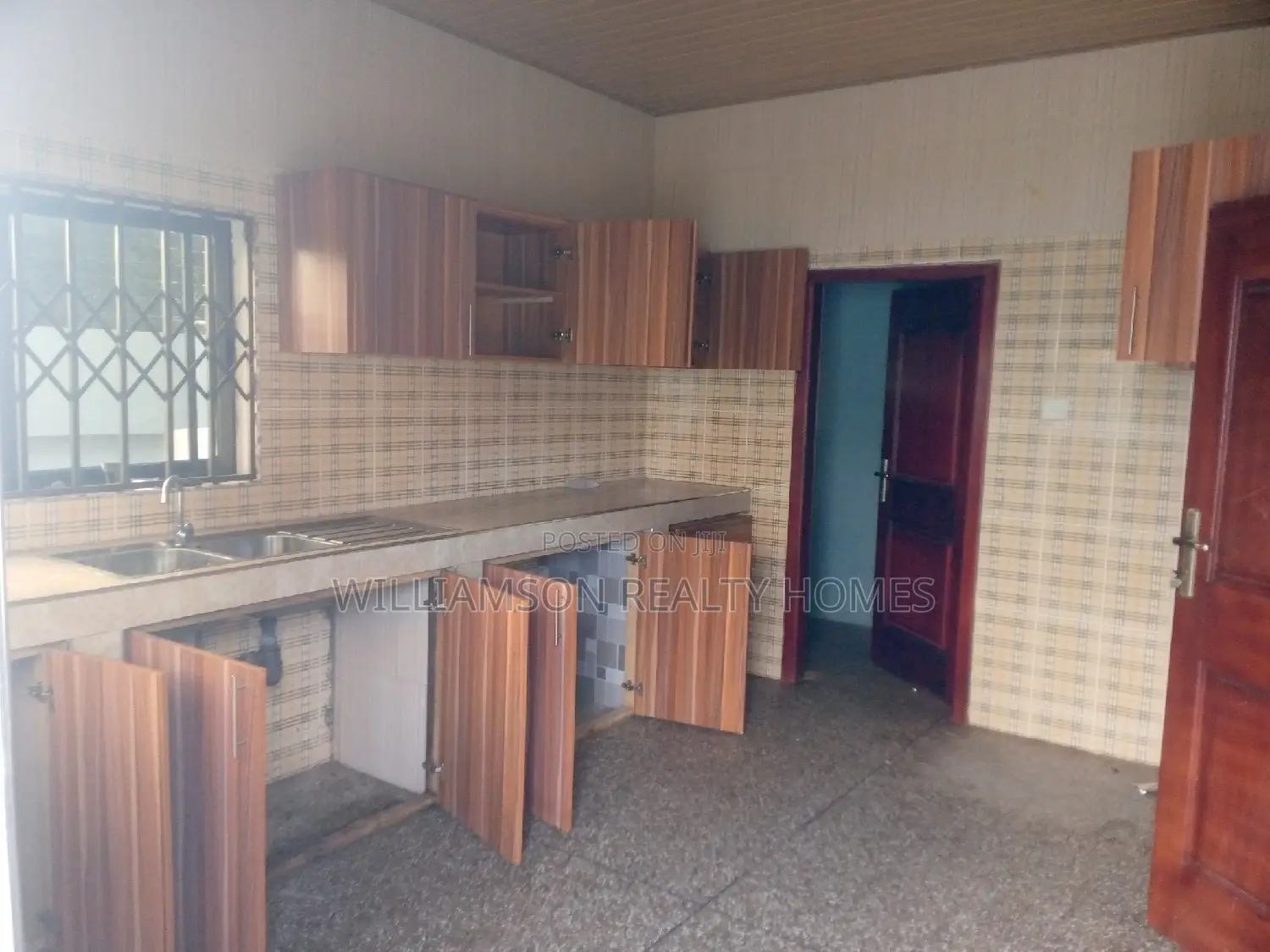 4bdrm House in Community 20 Estate, Spintex for rent