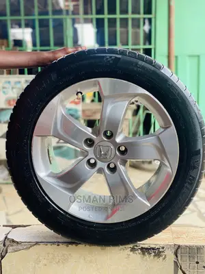 Honda HRV Rim 17 .