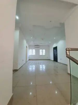 4bdrm Mansion in Community 18, Spintex for sale