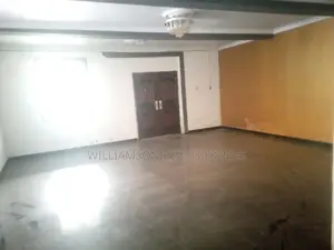 8bdrm House in Community 18, Spintex for rent