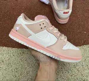 Nike SB Low Dunks