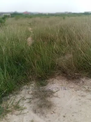 4plots of Land for Sale Teacher Mante Accra - Kumasi Highway