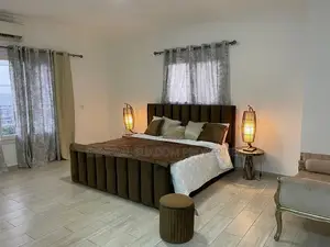Furnished 3bdrm Apartment in Suadom Properties, Villa Victoria Hotel
