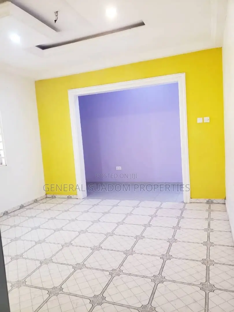 3bdrm House in Suadom Properties, Baatsona Total for rent