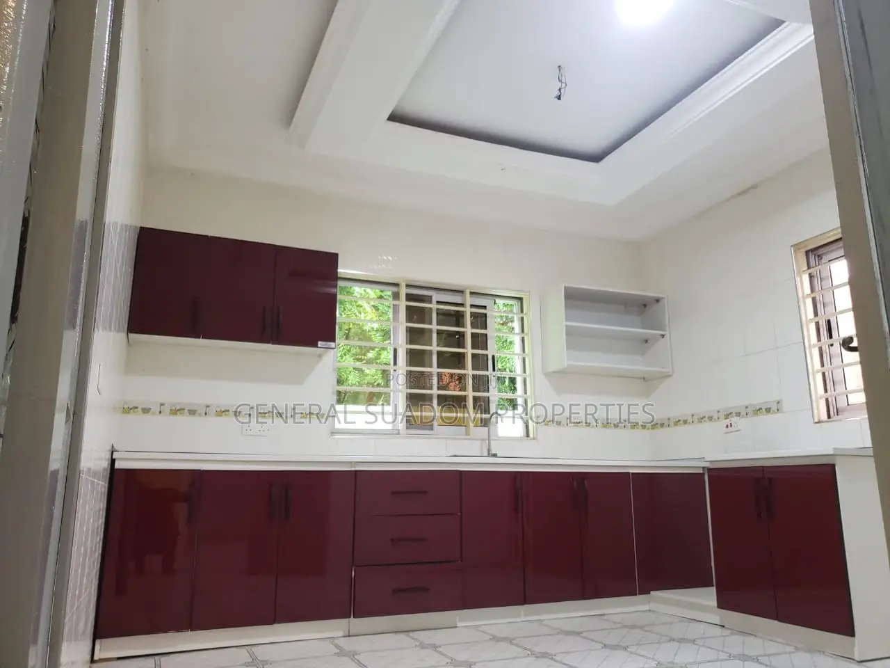 3bdrm House in Suadom Properties, Baatsona Total for rent