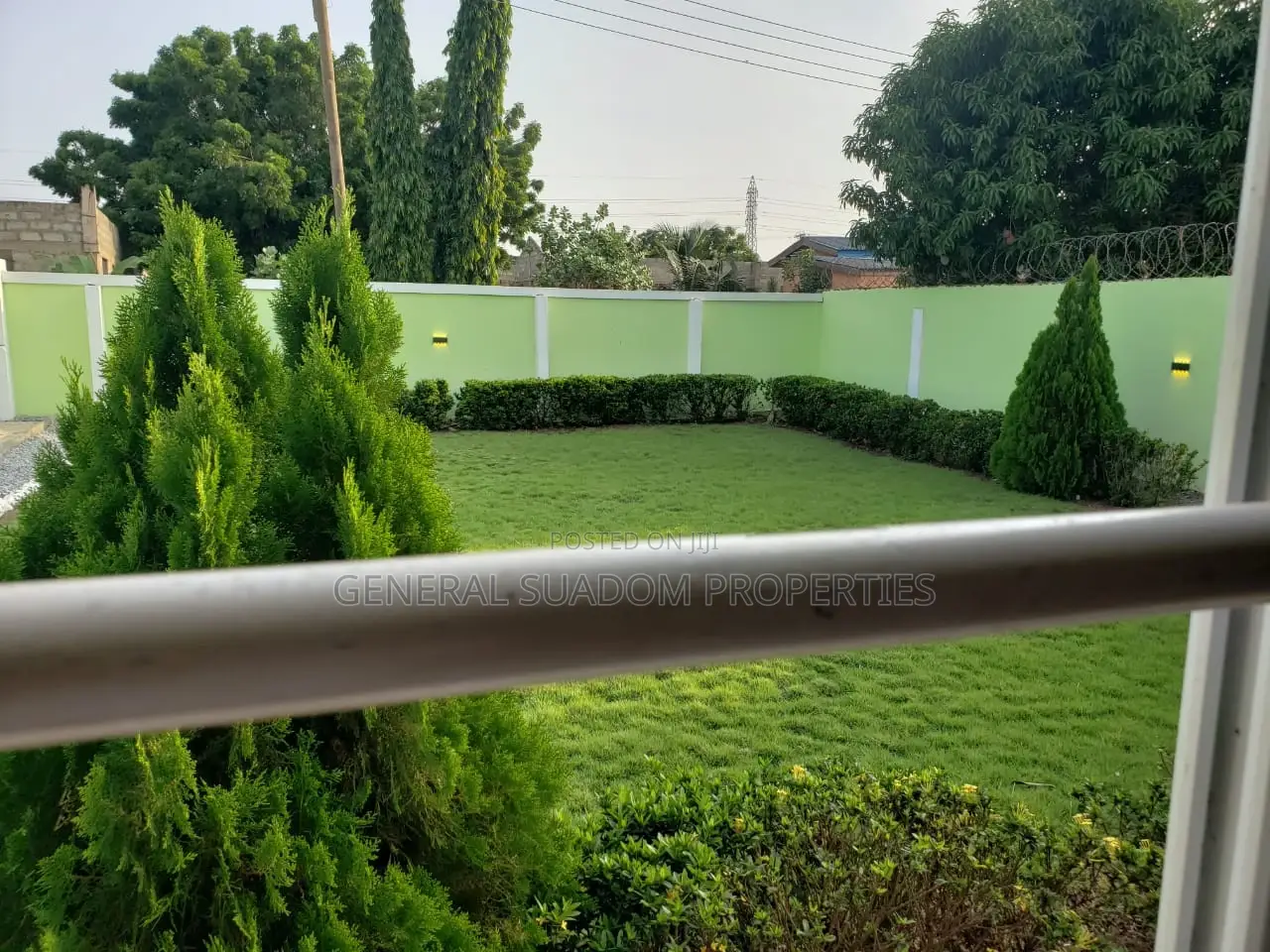 3bdrm House in Suadom Properties, Baatsona Total for rent