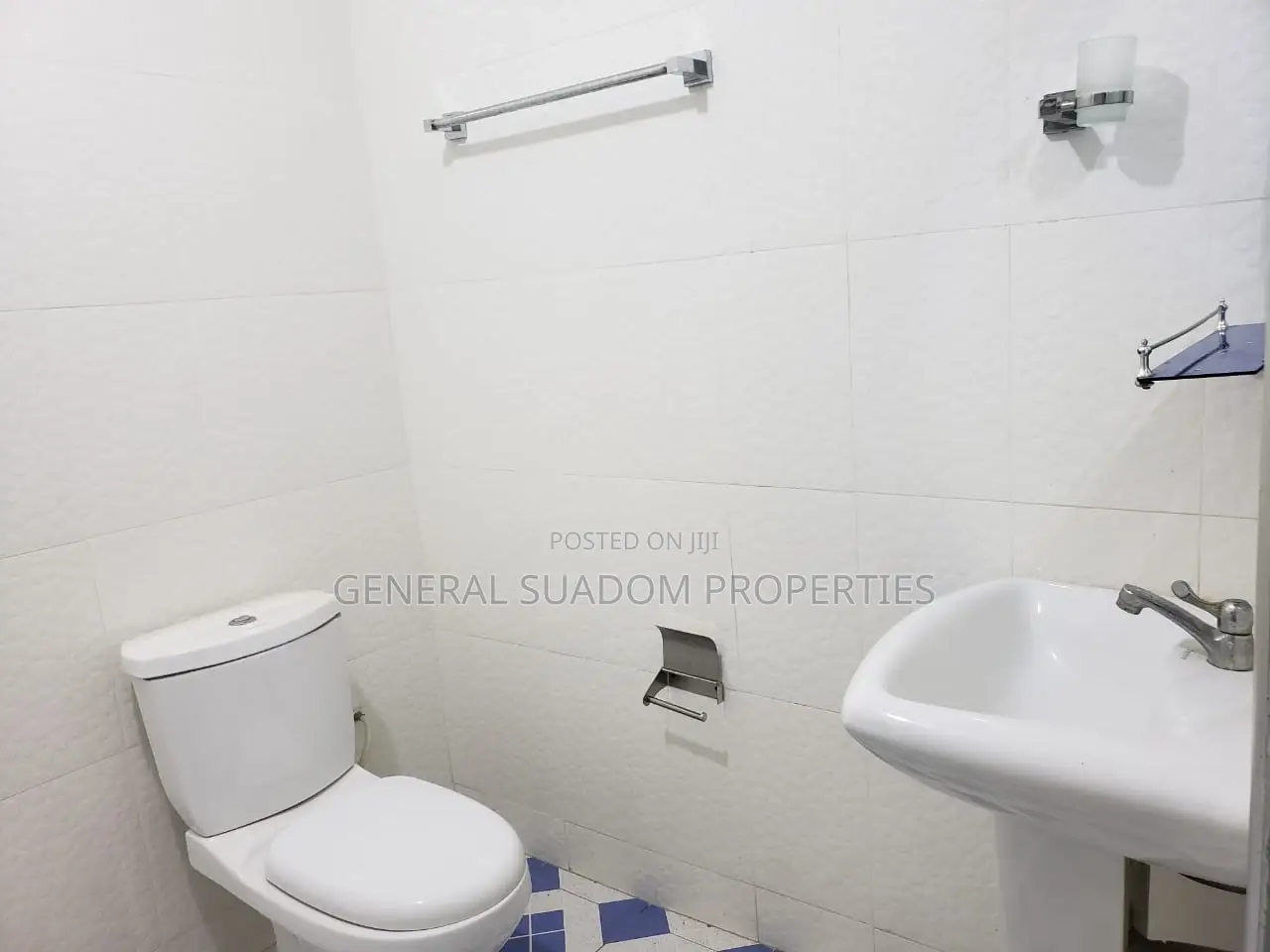 3bdrm House in Suadom Properties, Baatsona Total for rent