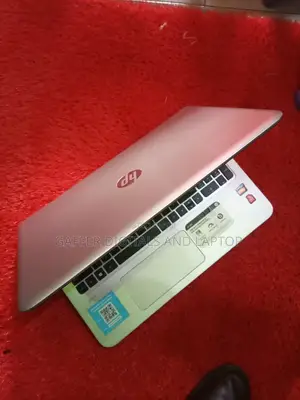 New Laptop HP Envy 15 8GB AMD A10 HDD 750GB