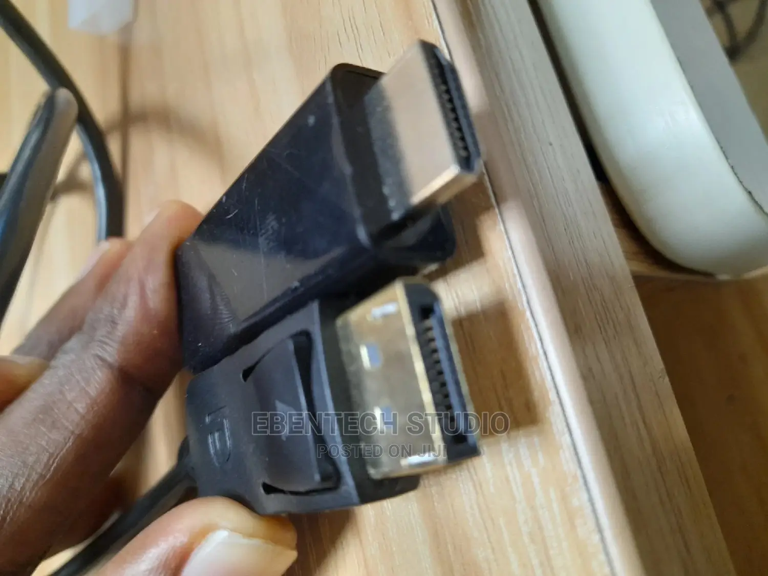 Display Port (Dp) to HDMI Cable