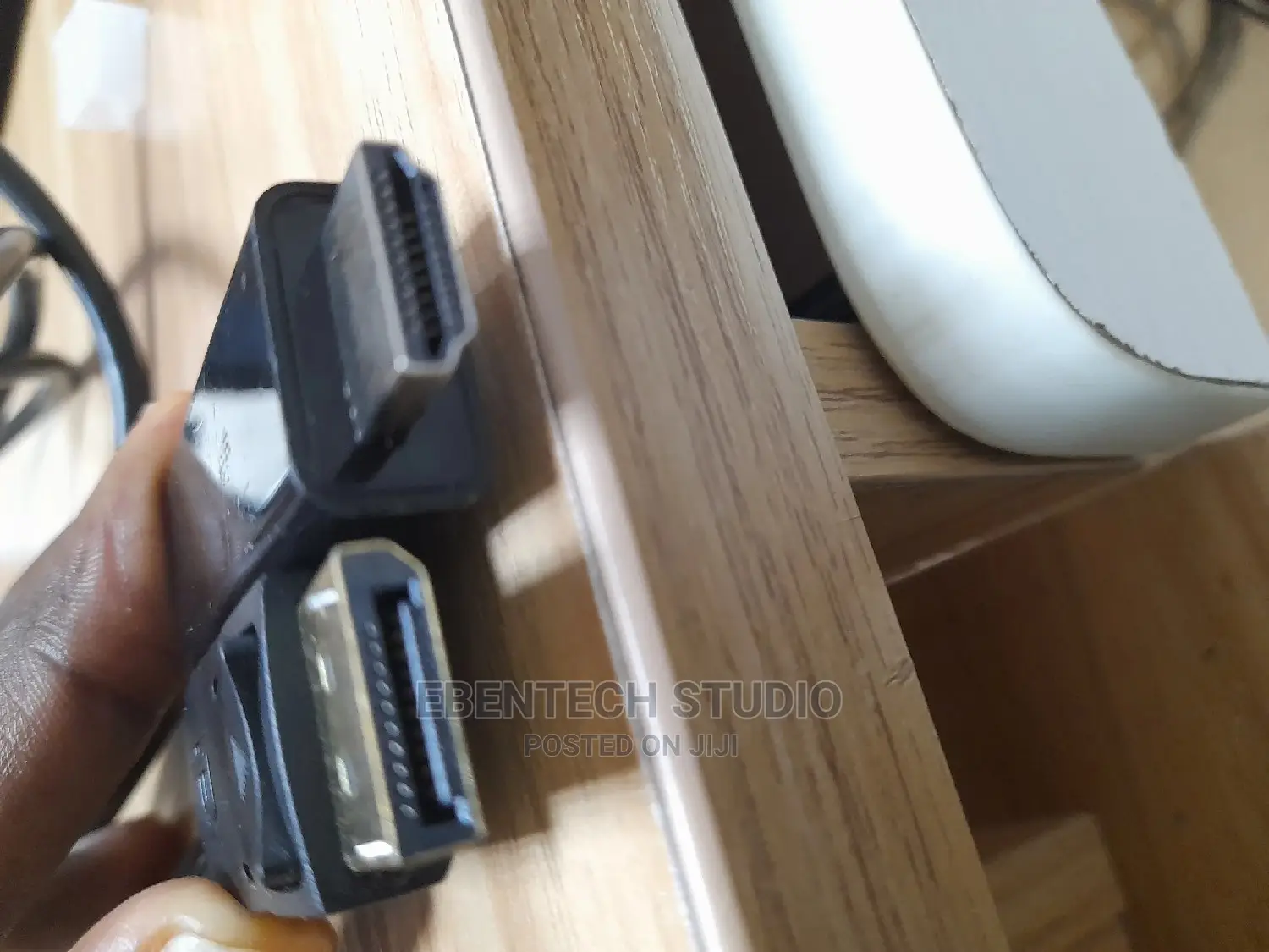 Display Port (Dp) to HDMI Cable