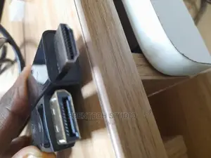 Display Port (Dp) to HDMI Cable