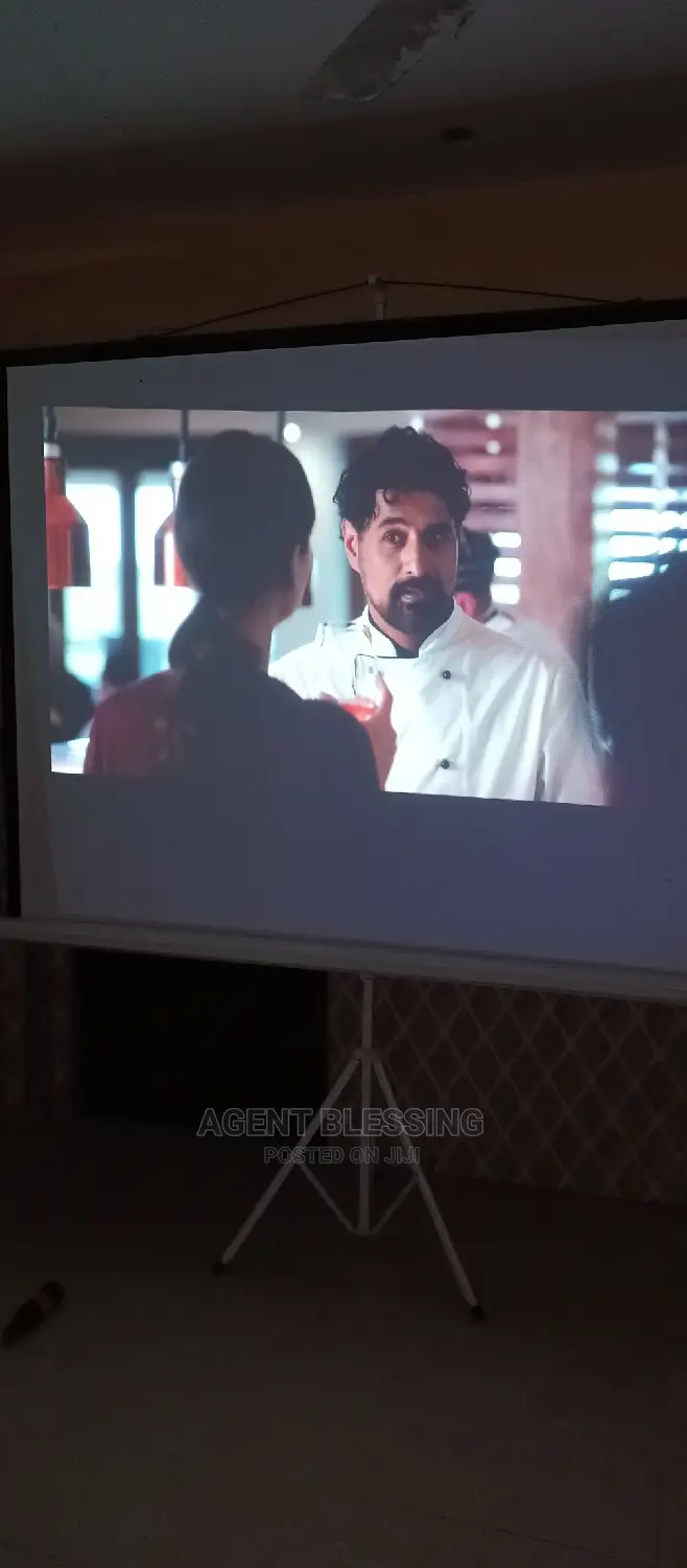Projector(Gh400) + Screen(Gh200) Rentals in Tema and Accra