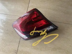 Honda Civic 15 Tail Light
