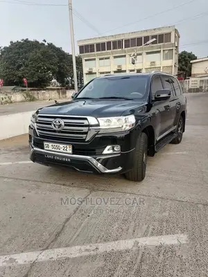 Car Rentals Rent a Car Landcruisers V8 for Rent in Ghana