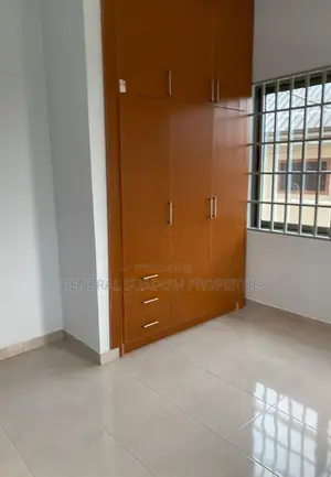 2bdrm Apartment in Suadom Properties, Baatsona Total for rent