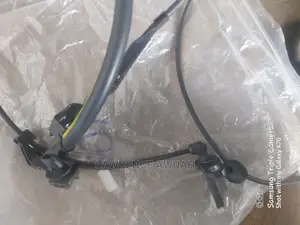 Toyota Camry 2018 Upwrads Abs Sensor or Wheel Speed Sensor