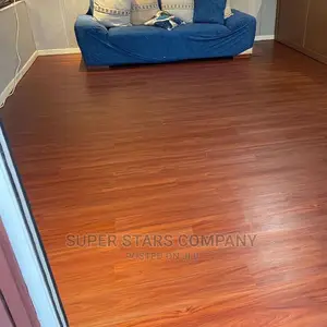 PVC Floor Installator