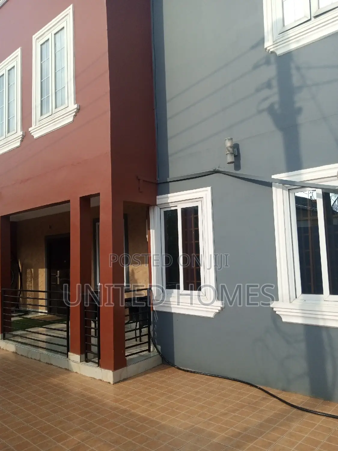 Furnished 6bdrm House in Adjiriganor for Sale