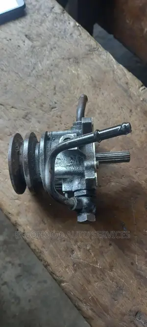 Hilux/Hiace/4runner Alternator Vacuum Pump(Exhauster)