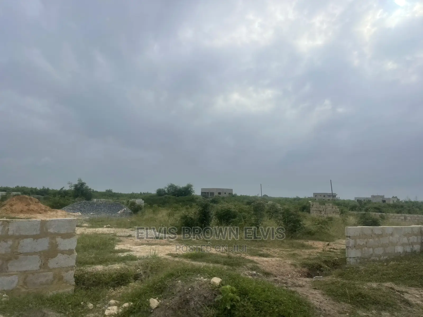 Do You Have a Car and Want to Swap It With a Land Trasacco