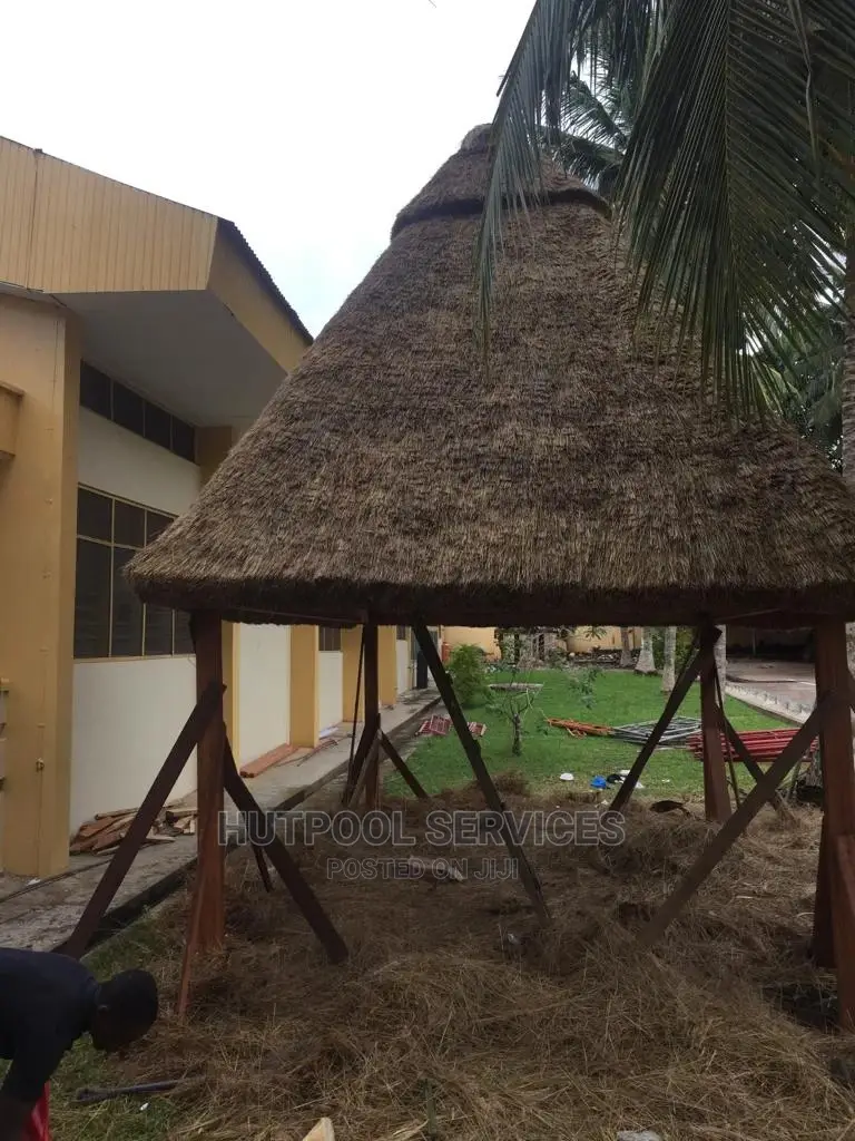 School Summer Hut "Relaxation Hub"