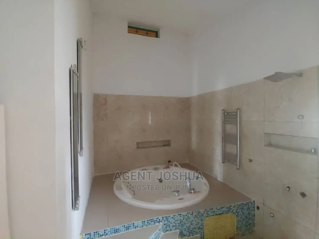 3bdrm House in Regimanuel Estate for rent