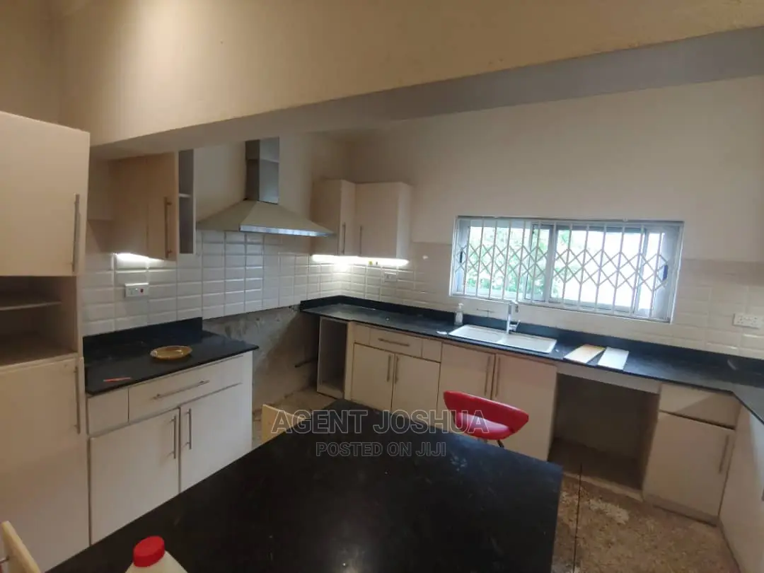 3bdrm House in Regimanuel Estate for rent