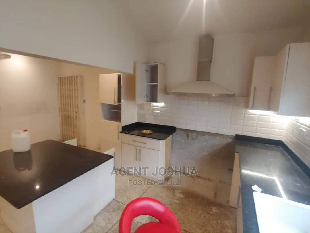 3bdrm House in Regimanuel Estate for rent