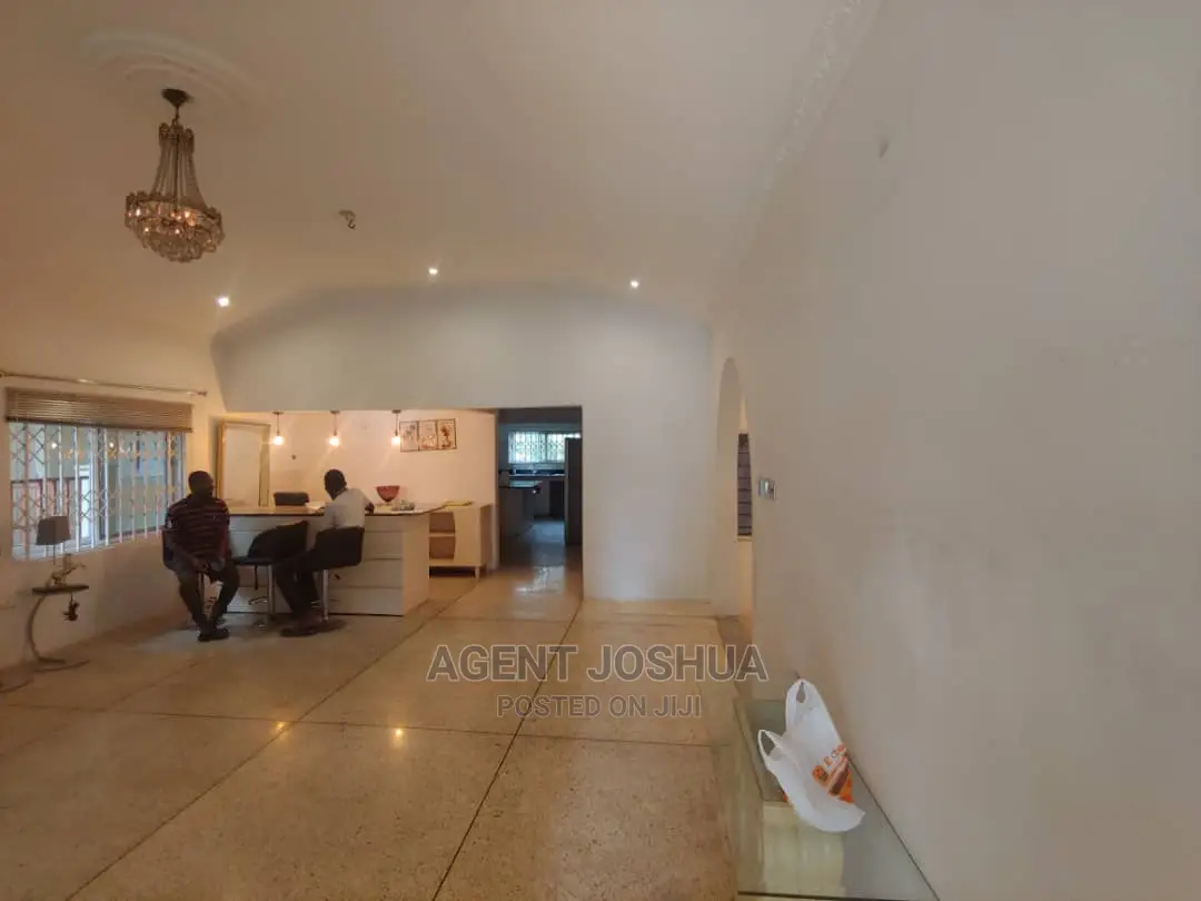 3bdrm House in Regimanuel Estate for rent