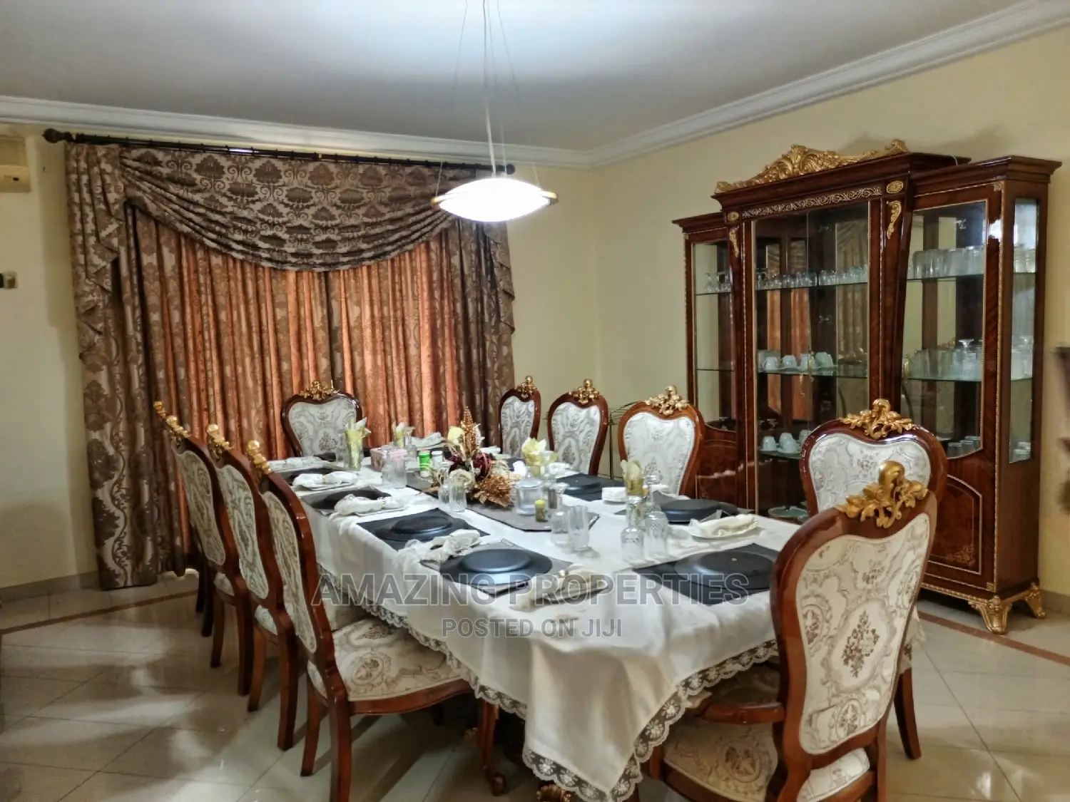 5bdrm House in East Legon for sale