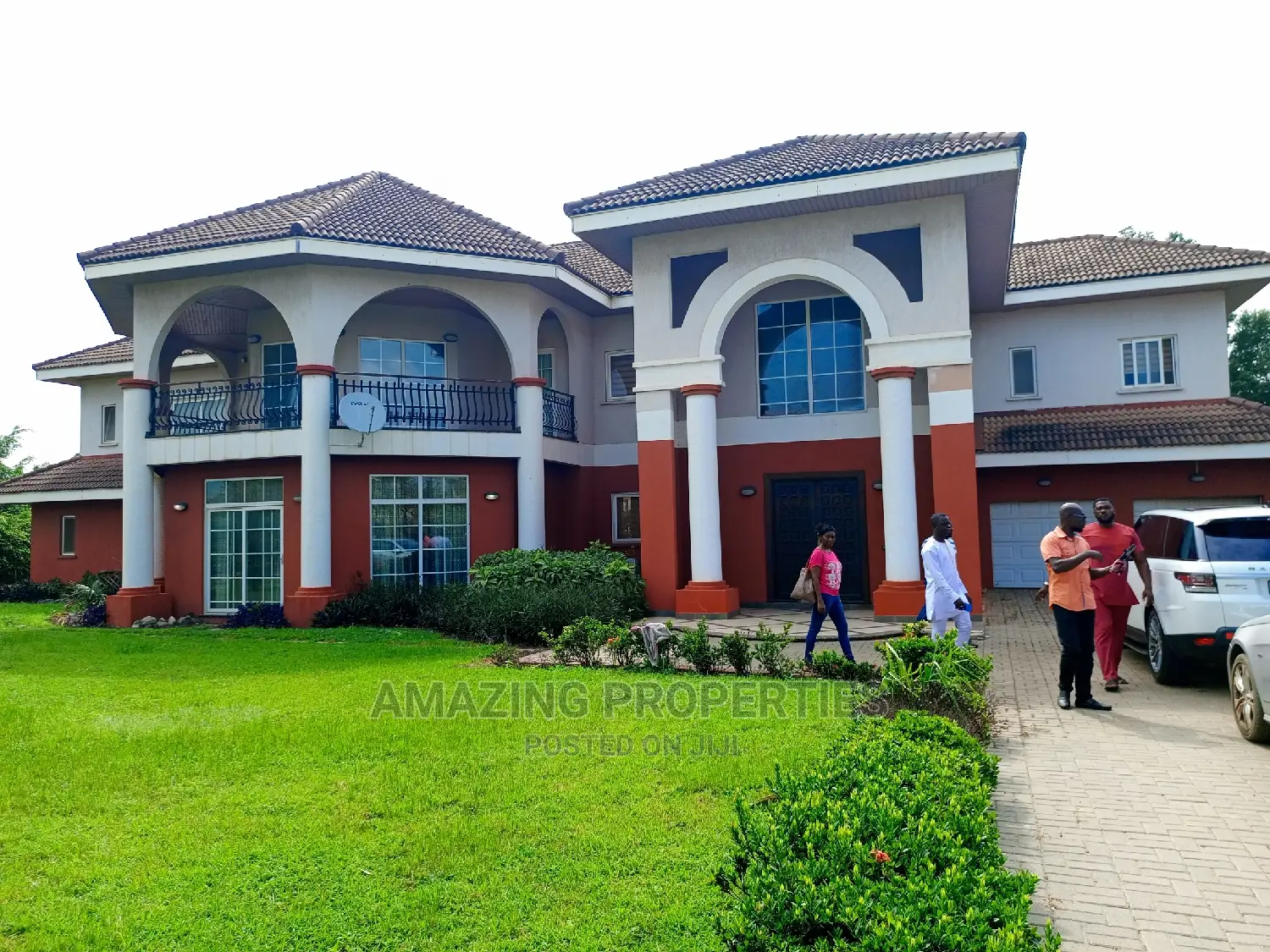 5bdrm House in East Legon for sale