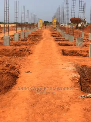 Retaining Wall, Scaffolds,Props, Collumns,Pillars,Slabs,