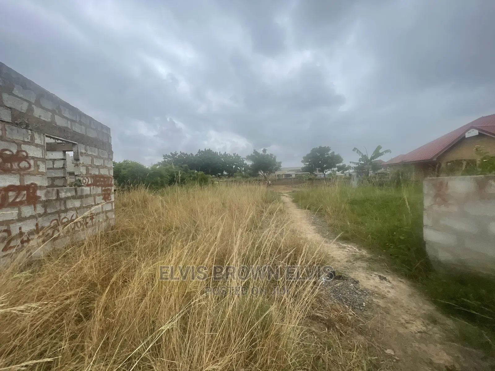 Titled Plots of Land for Sale at Santeo