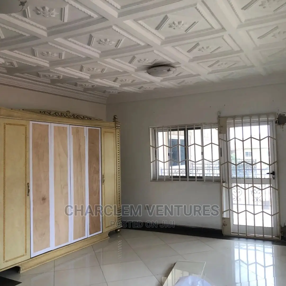 5bdrm House in East Legon for rent
