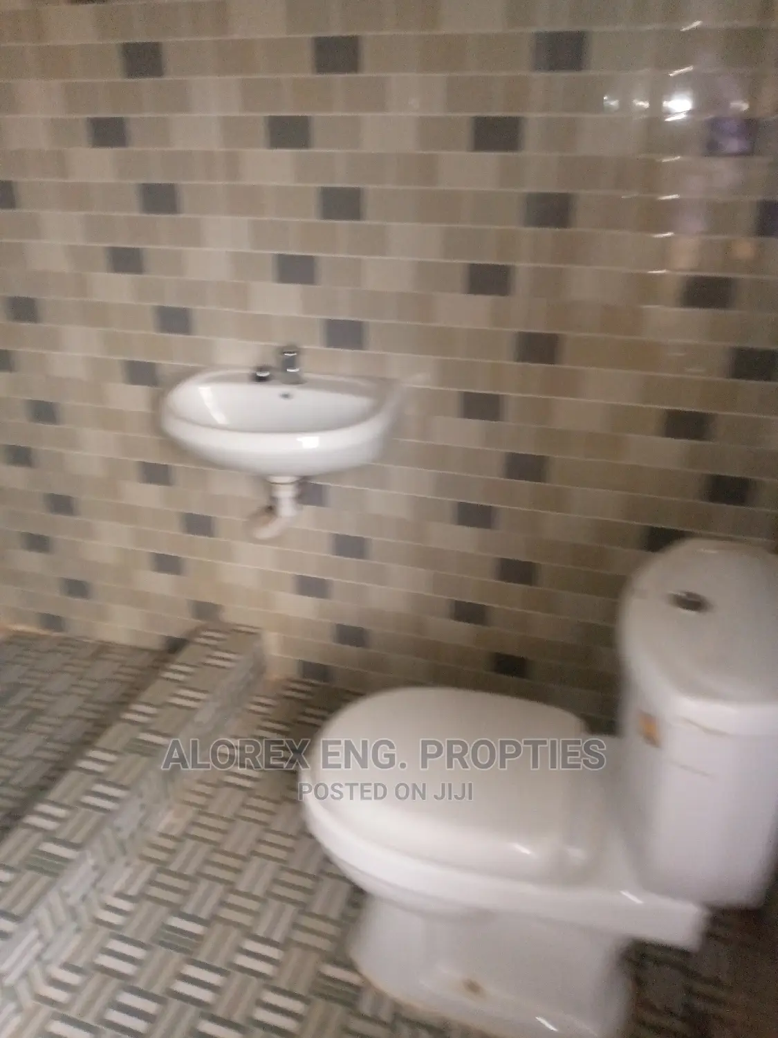 1bdrm Apartment in Single Self, Oyarifa for rent