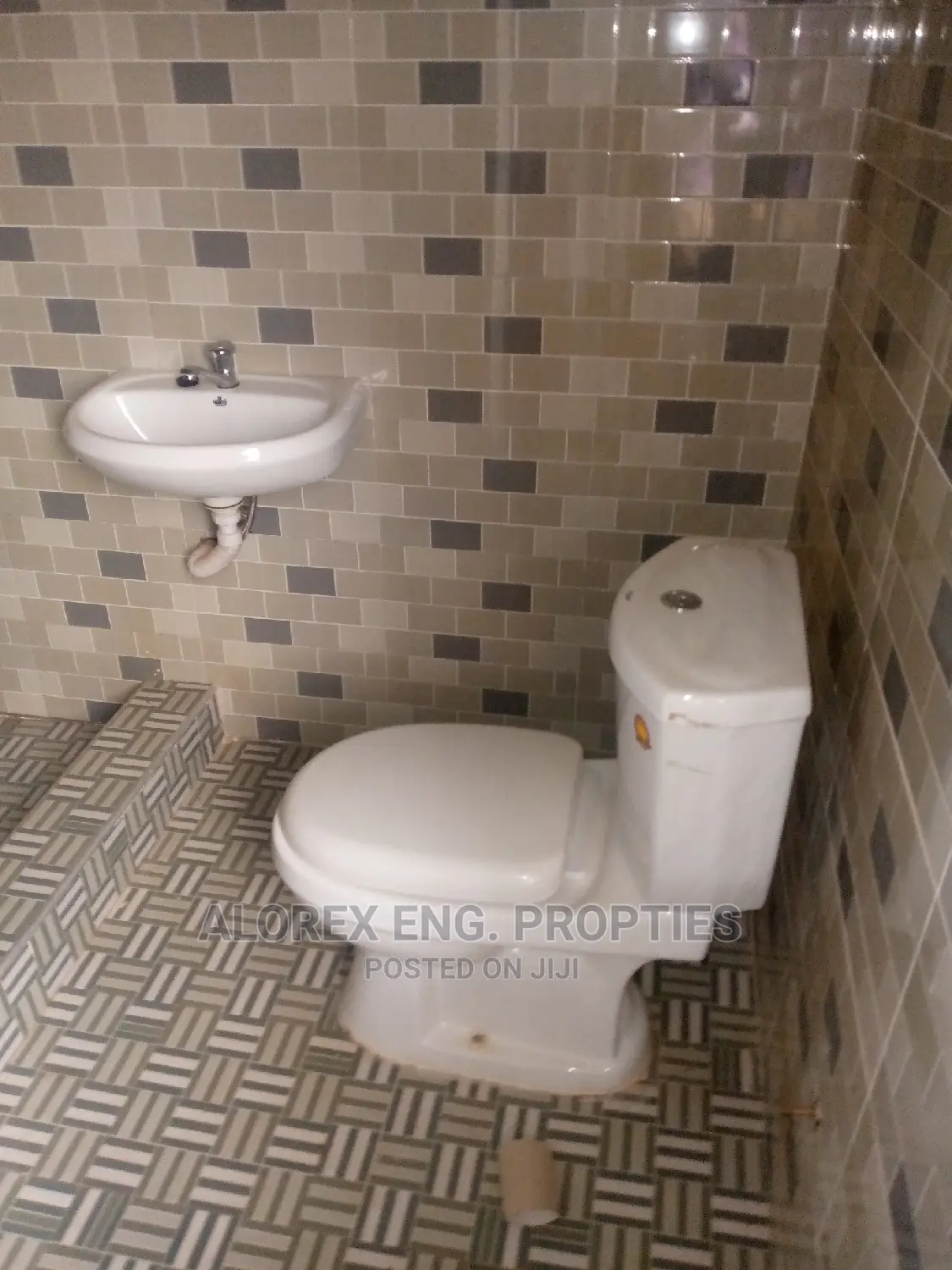 1bdrm Apartment in Single Self, Oyarifa for rent