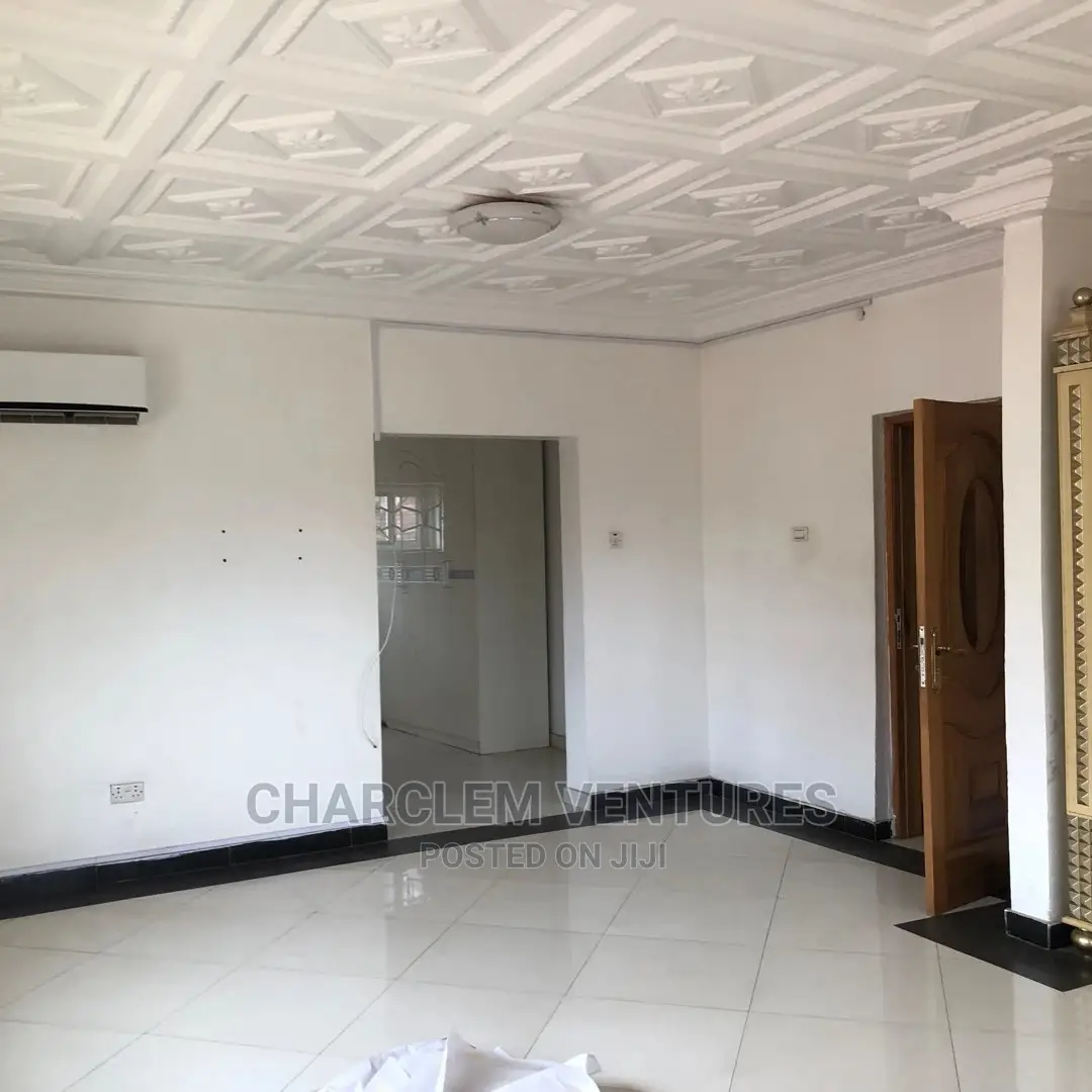 5bdrm House in East Legon for rent