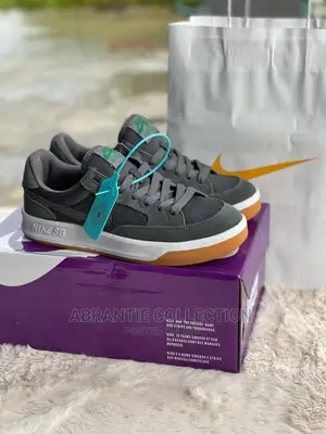 Nike Sb Adversary Military