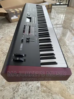 Yamaha Moxf8 Music Production Keyboard
