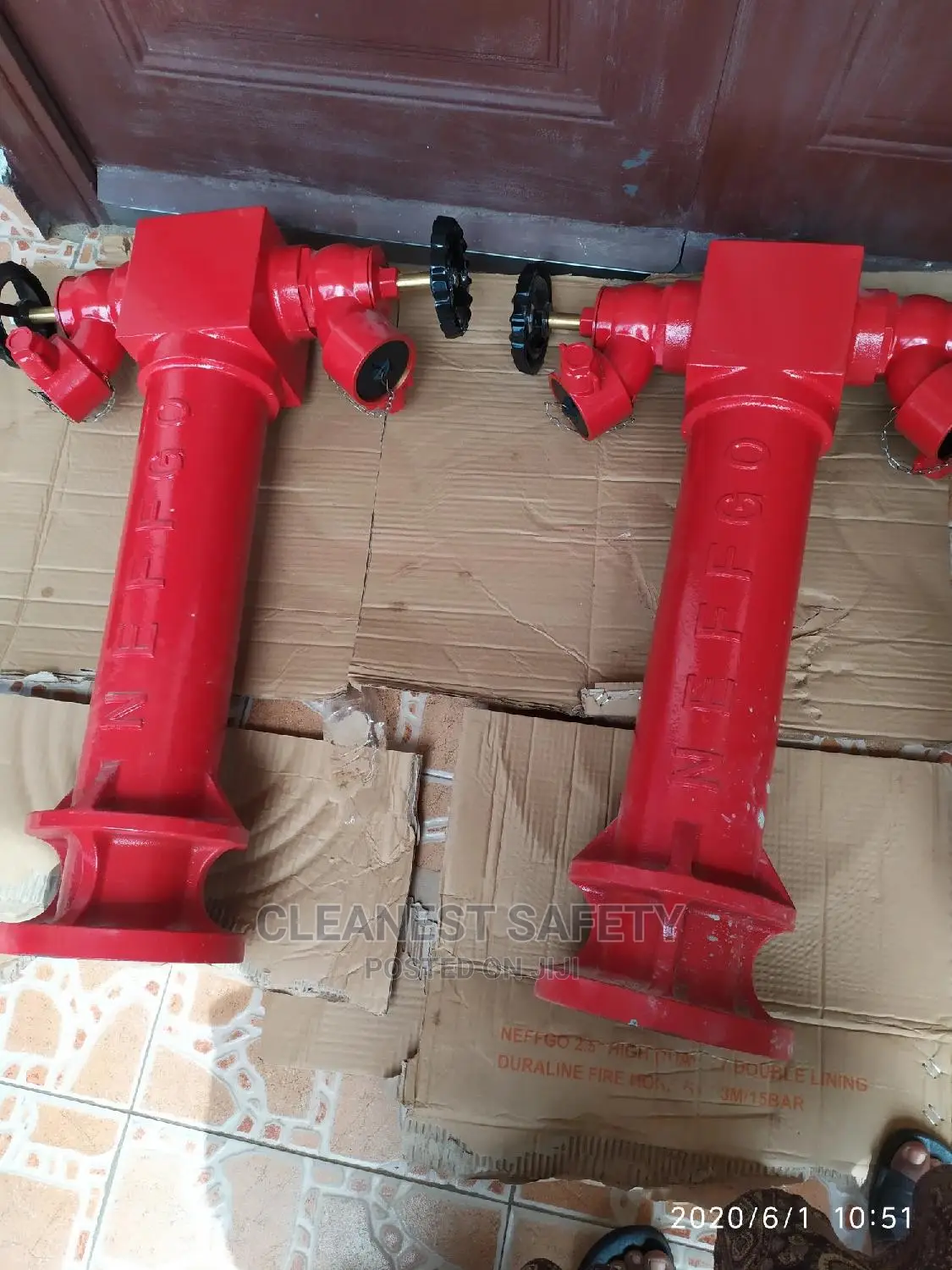 2 Ways Pillar Hydrant