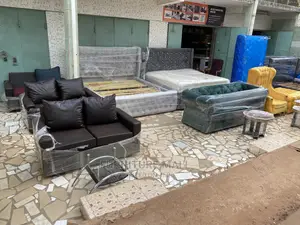 2in1 Leather Chair With Glass Centre Table. Free Deliver