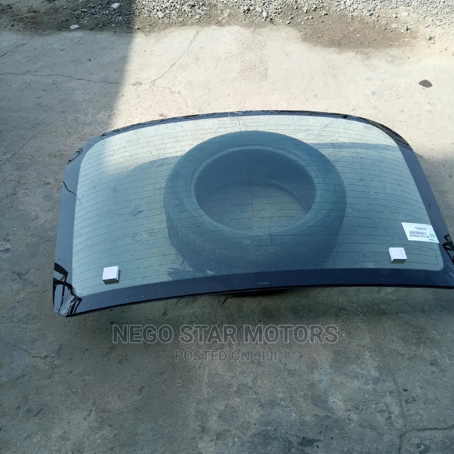 Toyota Camry 2009 Back Glass