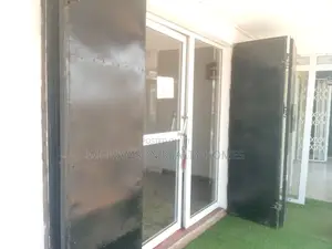 Road Side Business Shop/Store/Office Space for Rent